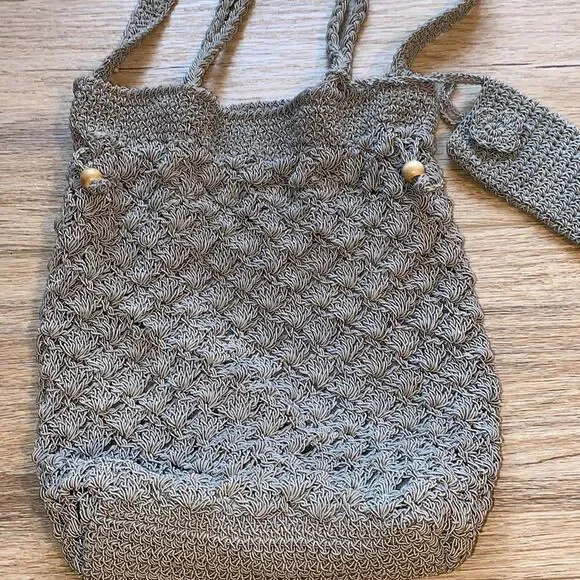 Stylish Gray Crochet Knit Crossbody Bag Purse - Picture 2 of 5